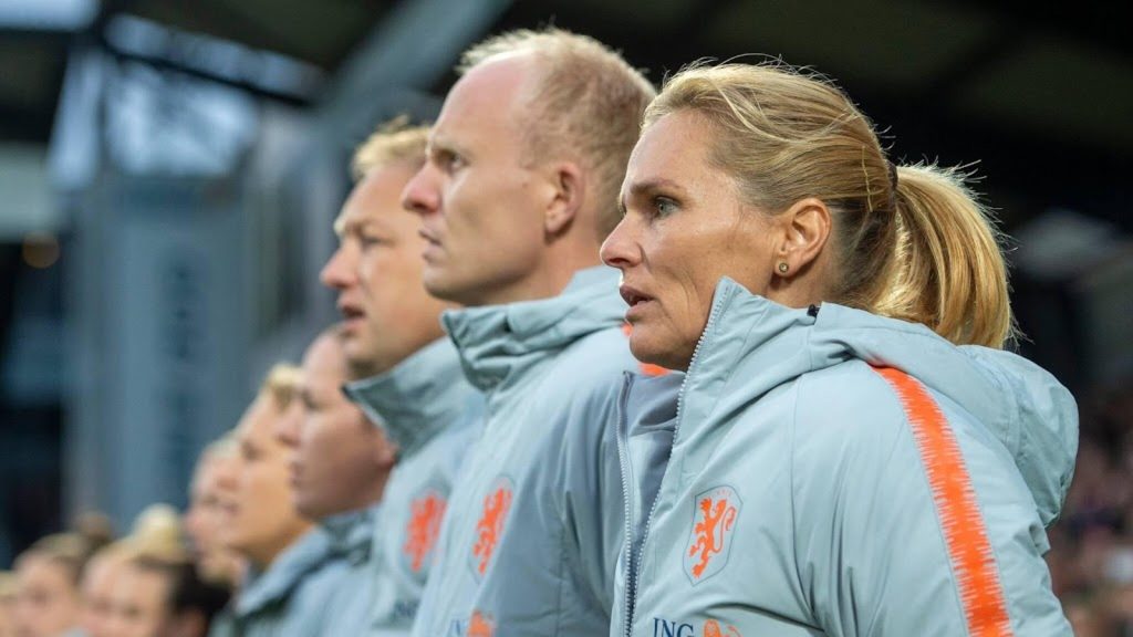 bondscoach nederland vrouwen 