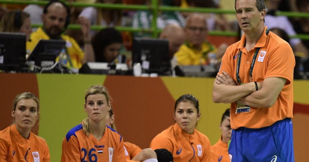 bondscoach nederland vrouwen 