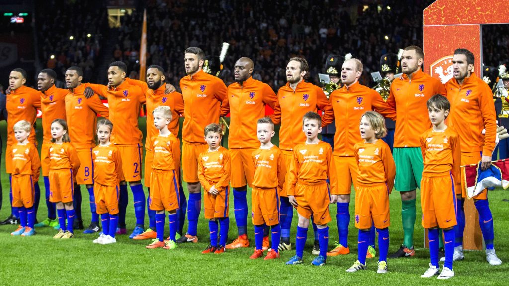 wie spelen er in het nederlands elftal